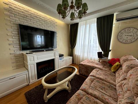 квартира за адресою Анатолія Петрицького вул., 17-А
