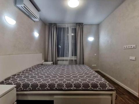 квартира за адресою Дніпровська набережна вул., 18-Б