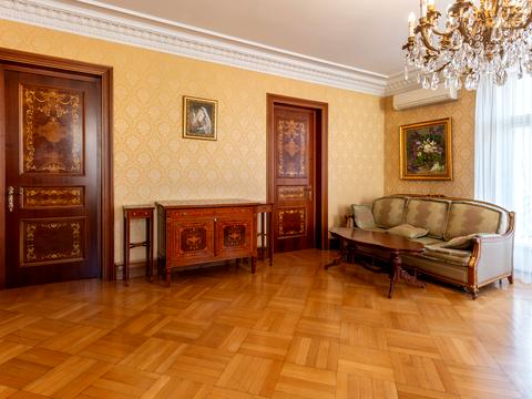 квартира за адресою Пилипа Орлика вул., 6