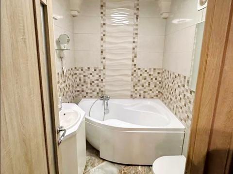 квартира за адресою Миру вул., 4