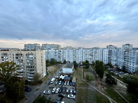 квартира по адресу Червоной Калины просп. (Владимира Маяковского), 37-А