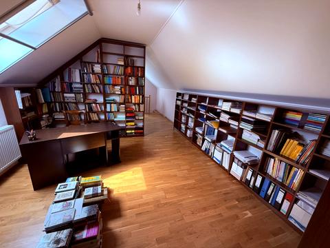 дом по адресу Августина Волошина ул.