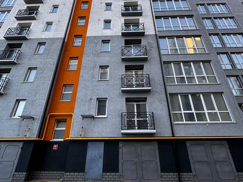 паркомісце за адресою Хіміків, 43