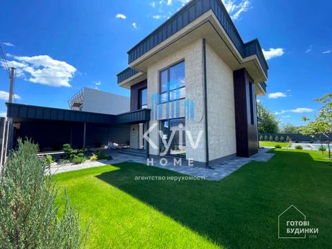 будинок за адресою Соборна вул. ()