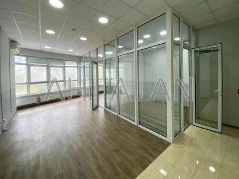 комерційна за адресою Кловський узвіз, 7a