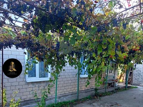 будинок за адресою Тітова, 1