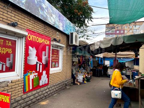 комерційна за адресою Соборності, 29