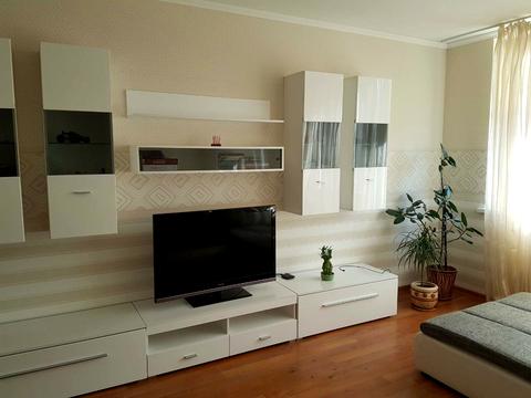 квартира за адресою Анни Ахматової вул., 34