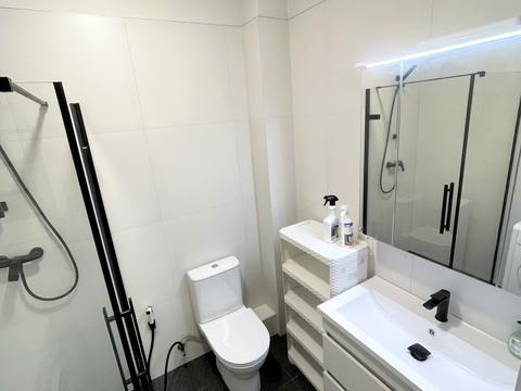 квартира за адресою Набережно-Рибальська вул., 27