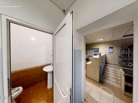 комерційна за адресою Трипільська вул., 4б