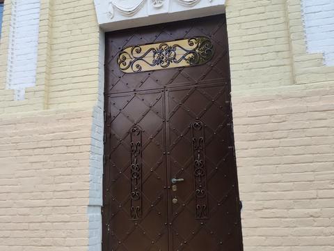 коммерческая по адресу Віктора Косенка ул., 8