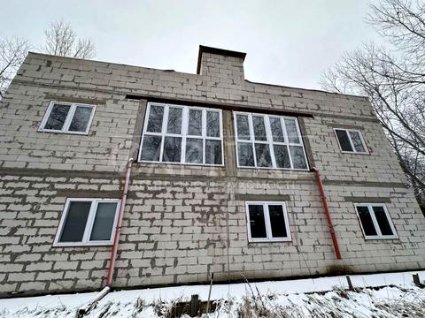 комерційна за адресою Дарницький, 1