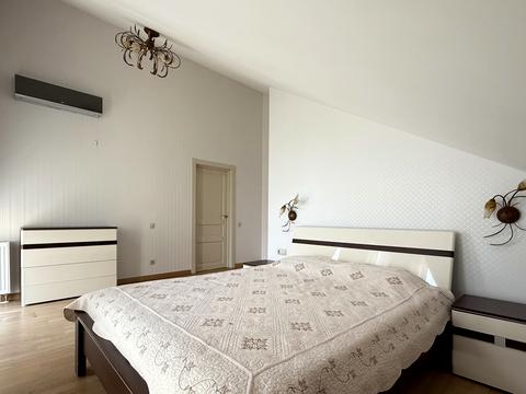 квартира за адресою Регенераторна вул., 4 к3-1