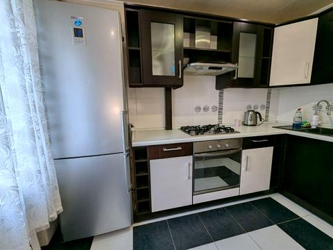 квартира за адресою Михайла Драгоманова вул. (Димитрова), 52