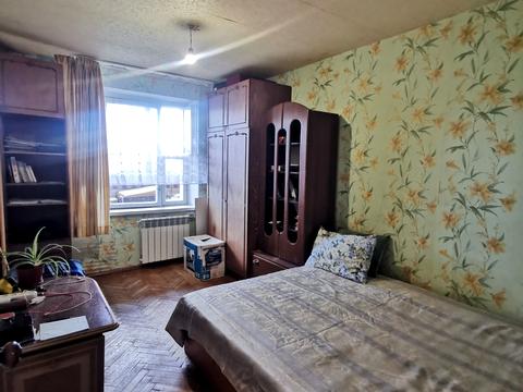 комната по адресу Голосеевский просп. (40-летия Октября), 13