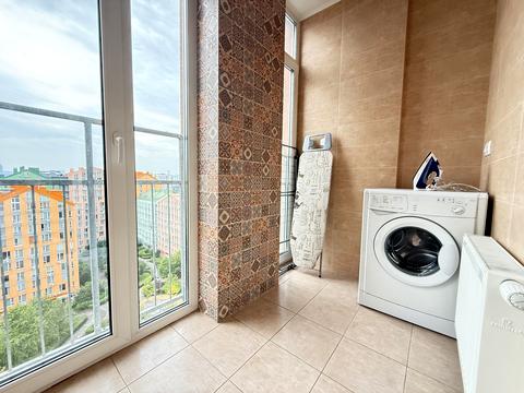 квартира за адресою Регенераторна вул., 4