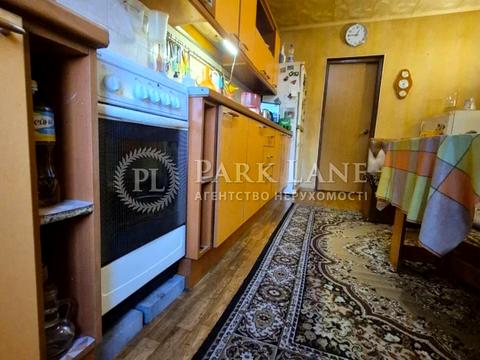 квартира за адресою Святошинська пл., 1