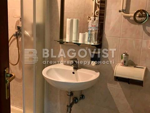 комерційна за адресою Оболонська вул., 39