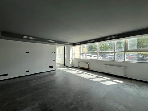 комерційна за адресою Євгена Коновальця вул. (Щорса), 44-А