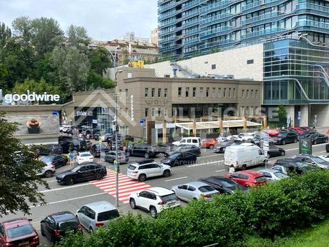 комерційна за адресою Мечникова вул. (Кловський), 18