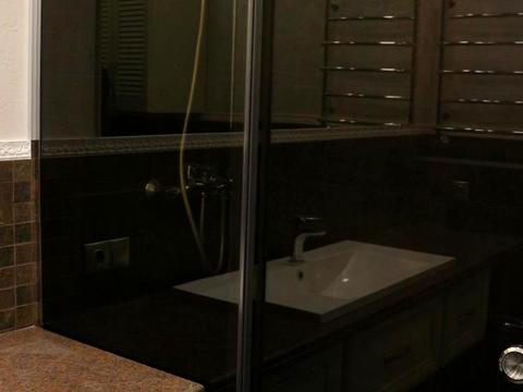 квартира по адресу Филиппа Орлика ул. (Паризької Комуни), 26