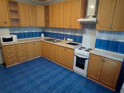 квартира за адресою Осіння вул., 33