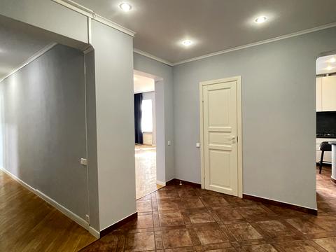 комерційна за адресою Чеховський пров., 8