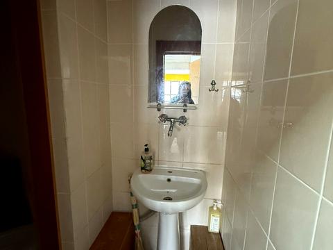 коммерческая по адресу Черновола ул., 9