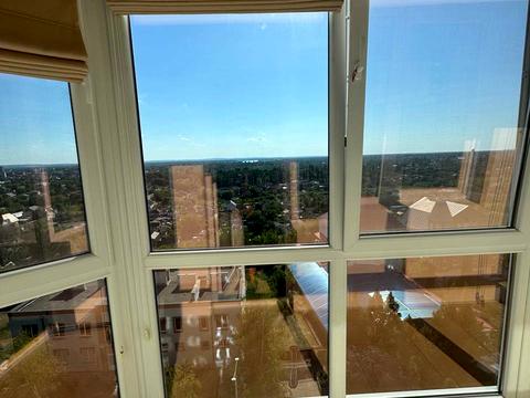 квартира за адресою Автокразівський бульв., 8