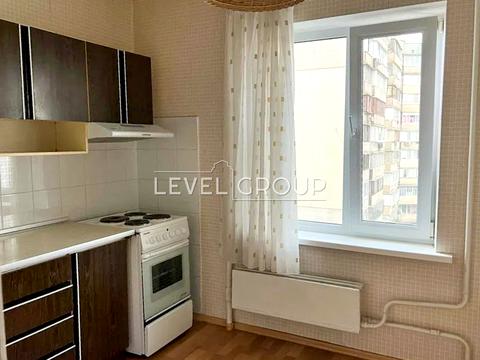 квартира по адресу Ревуцкого ул., 18