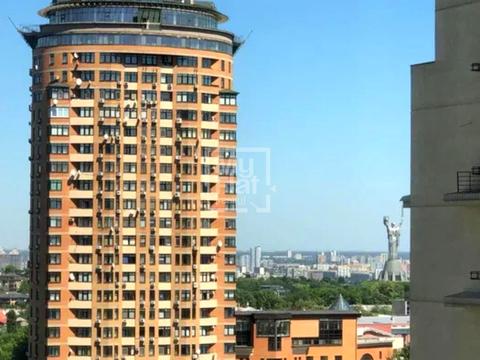 коммерческая по адресу Евгения Коновальца ул. (Щорса), 44-А