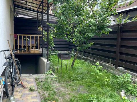 будинок за адресою Варшавська вул., 70