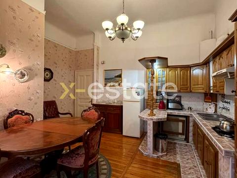 квартира за адресою Митрополита Андрея вул., 4