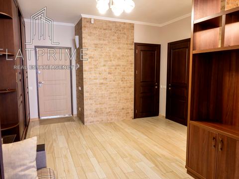 квартира за адресою Драгоманова вул., 2-Б