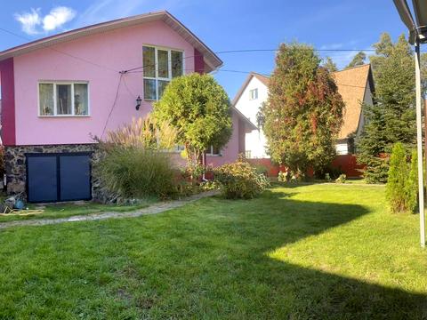 будинок за адресою Українська вул.