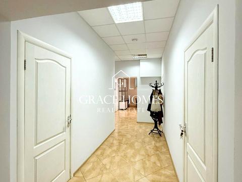 комерційна за адресою Костянтинівська вул., 63/12