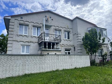 будинок за адресою Шкільна