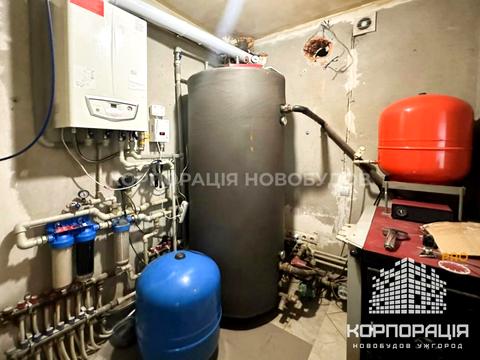 дом по адресу Центральна, 1