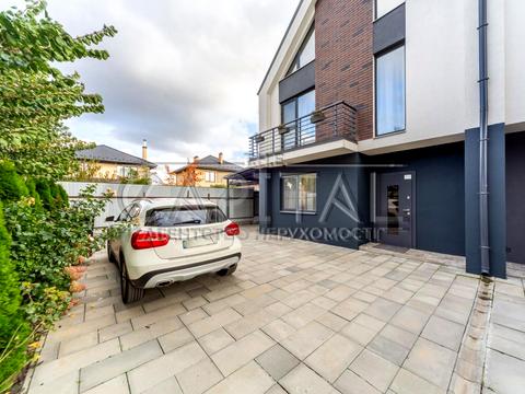 будинок за адресою Сонячна вул.