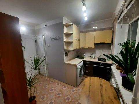 квартира за адресою Богатирська вул., 18