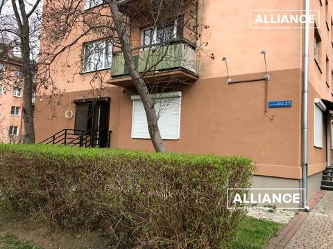 комерційна за адресою Української Перемоги вул., 27