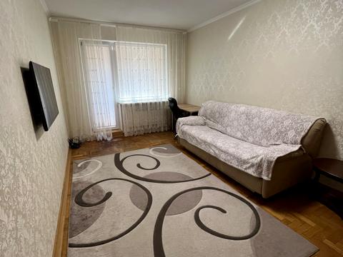 квартира за адресою Анни Ахматової вул., 16-В