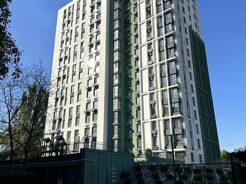 квартира за адресою Космічна вул., 5