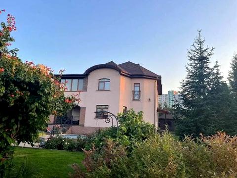 будинок за адресою Григорія Гуляницького вул.