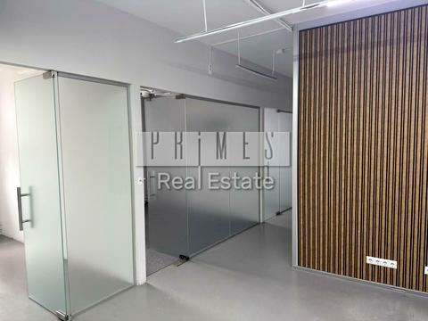 комерційна за адресою Лесі Українки бульв., 10