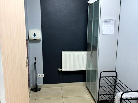 комерційна за адресою Олександра Поля просп. (Кірова), 102