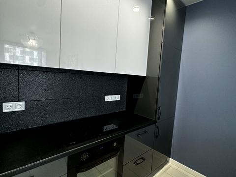 квартира за адресою Зарічна вул., 6