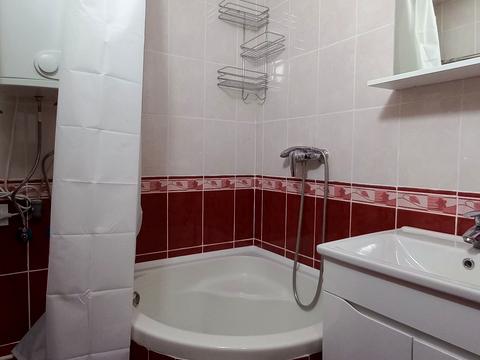квартира за адресою Зої Гайдай вул., 6-А