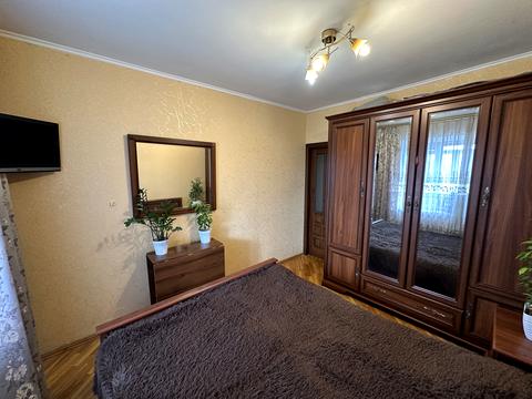 квартира за адресою Дмитра Майбороди вул. (Збишка), 17