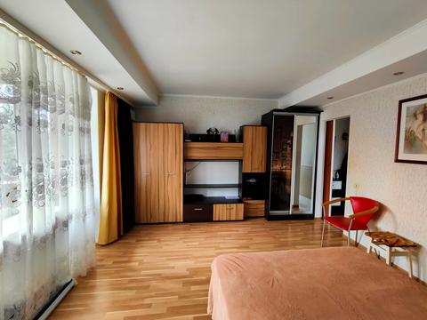 квартира за адресою Стратегічне шосе (Науки), 2-А